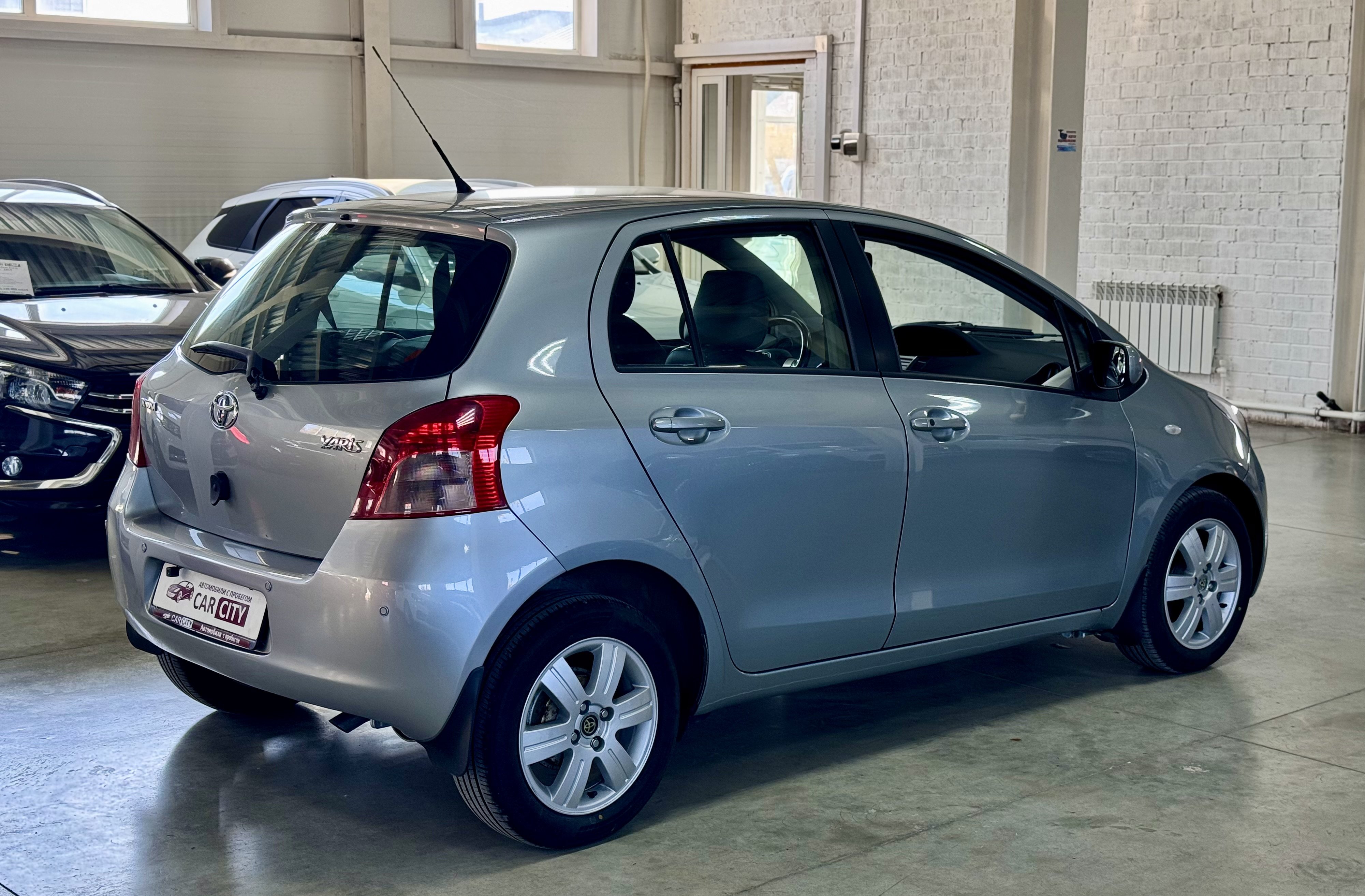 Toyota Yaris,II, 2007 года, фото 3
