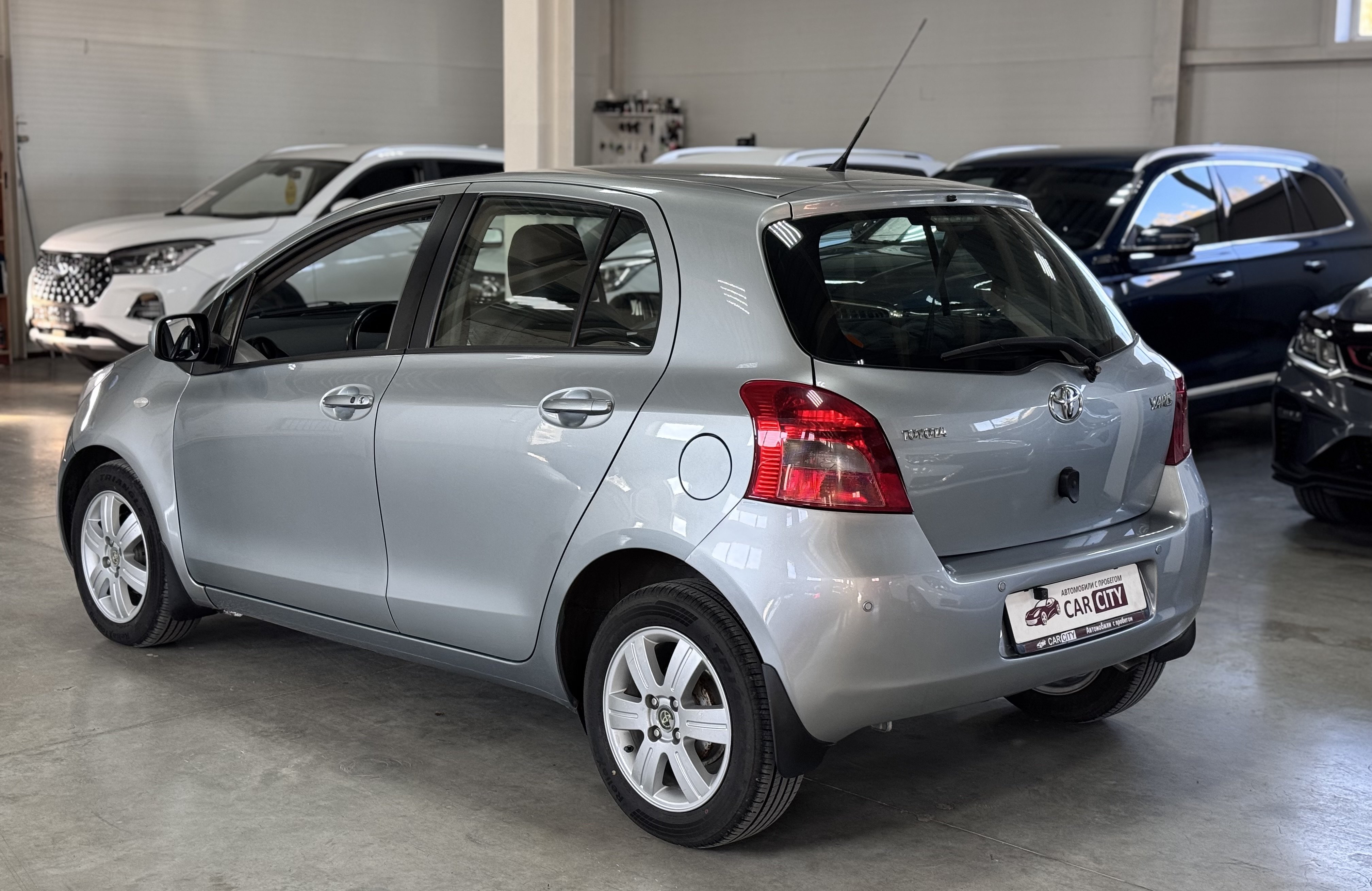 Toyota Yaris,II, 2007 года, фото 4