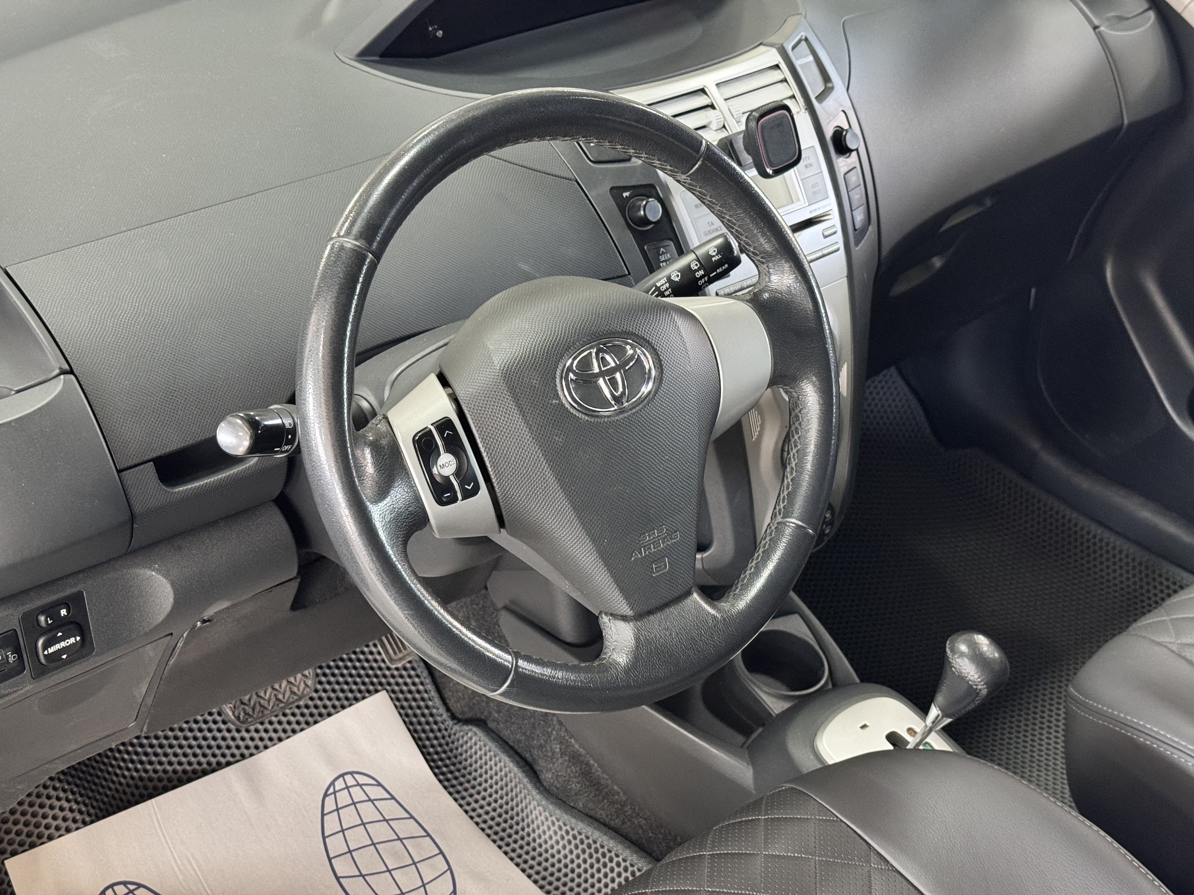 Toyota Yaris,II, 2007 года, фото 7