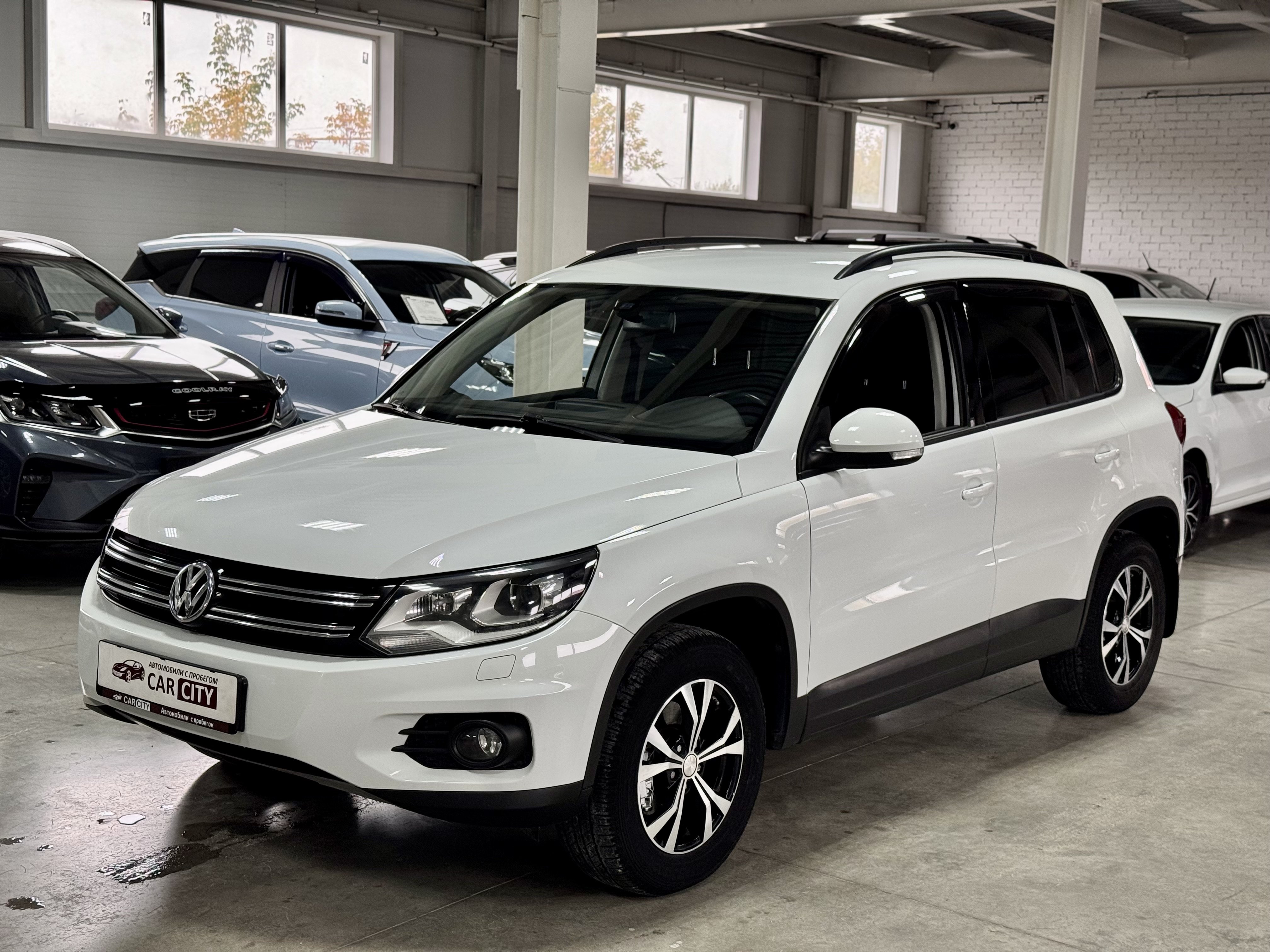 Volkswagen Tiguan,IРестайлинг, 2014 года, фото 6