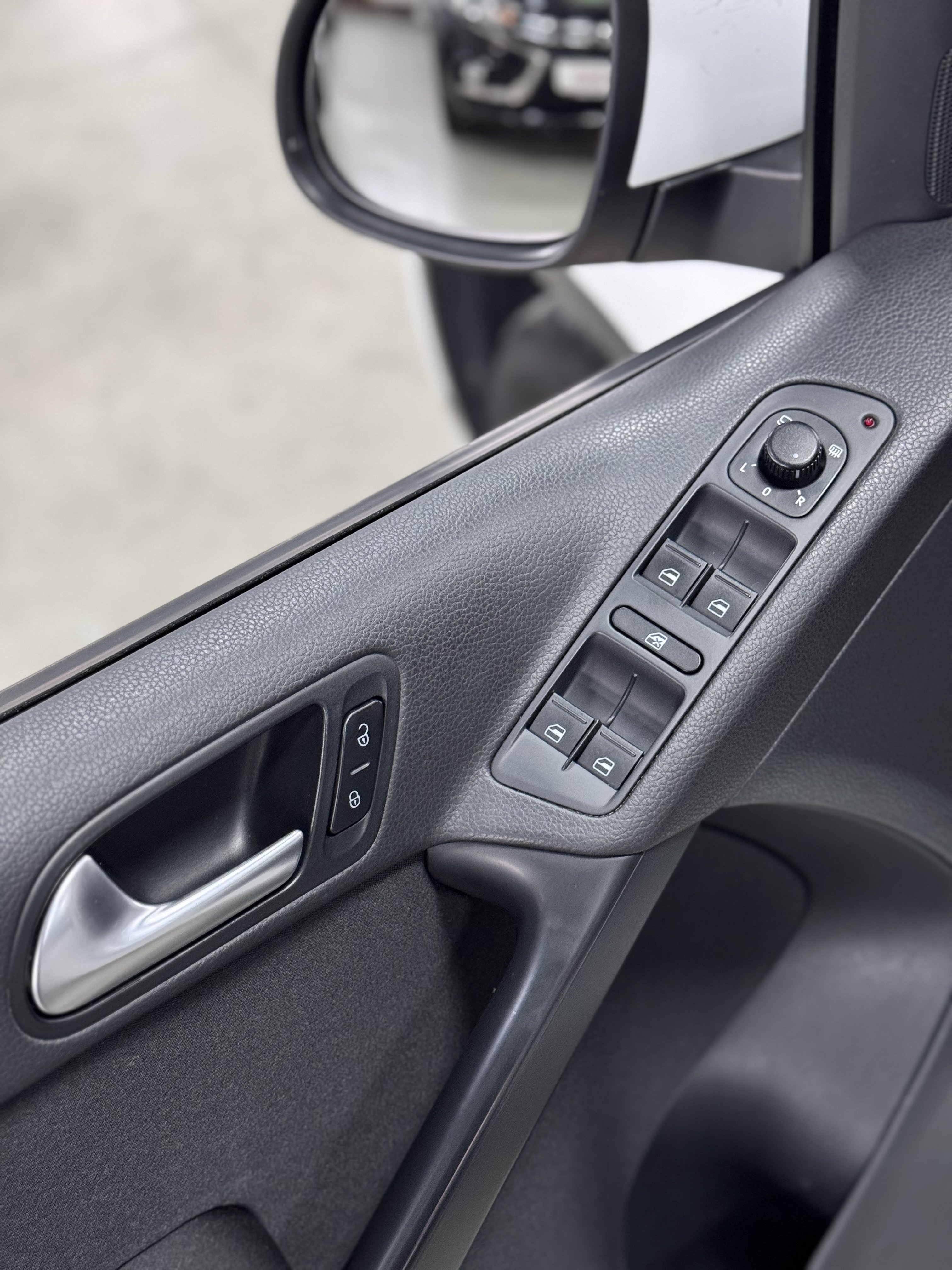 Volkswagen Tiguan,IРестайлинг, 2014 года, фото 8