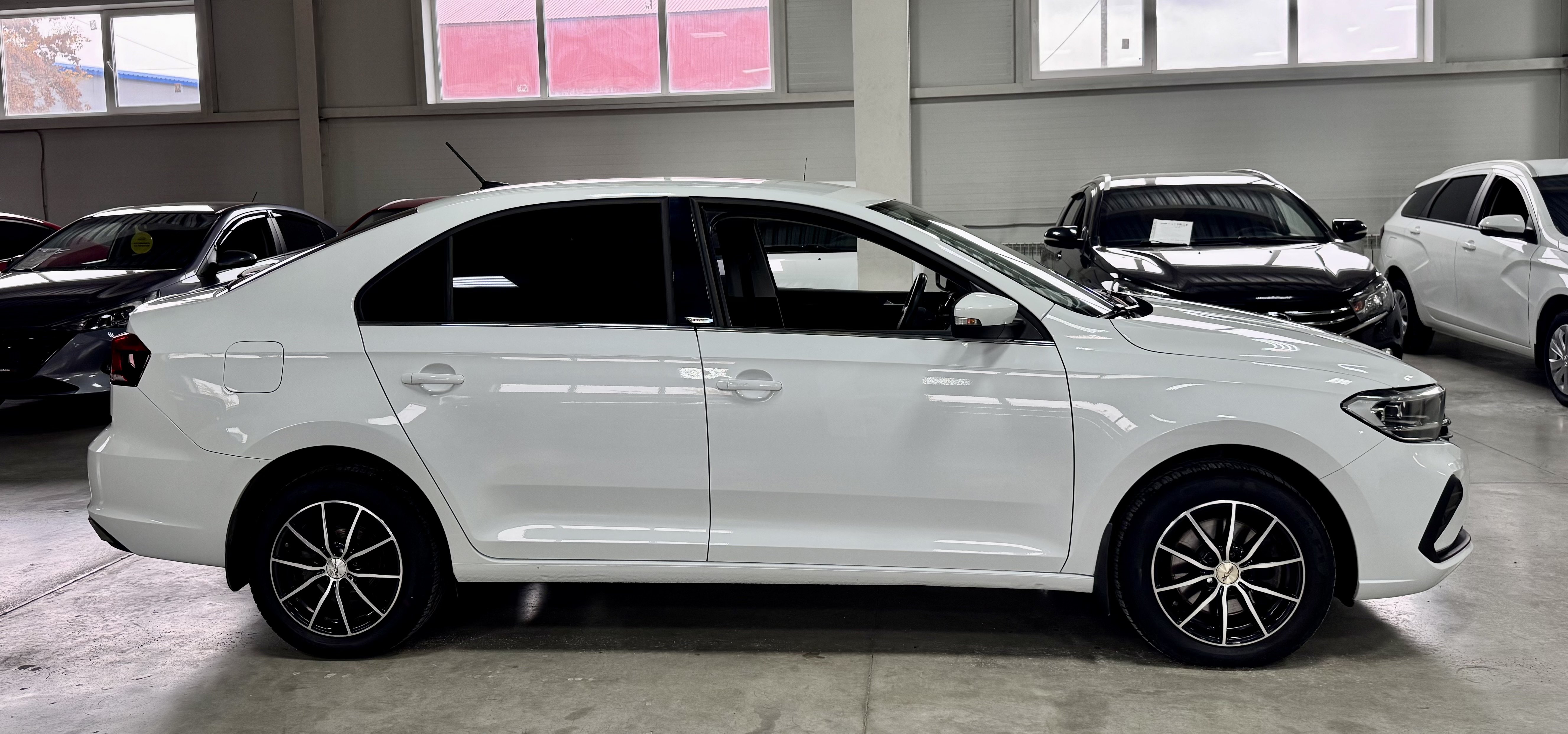 Volkswagen Polo, 2020 года, фото 2