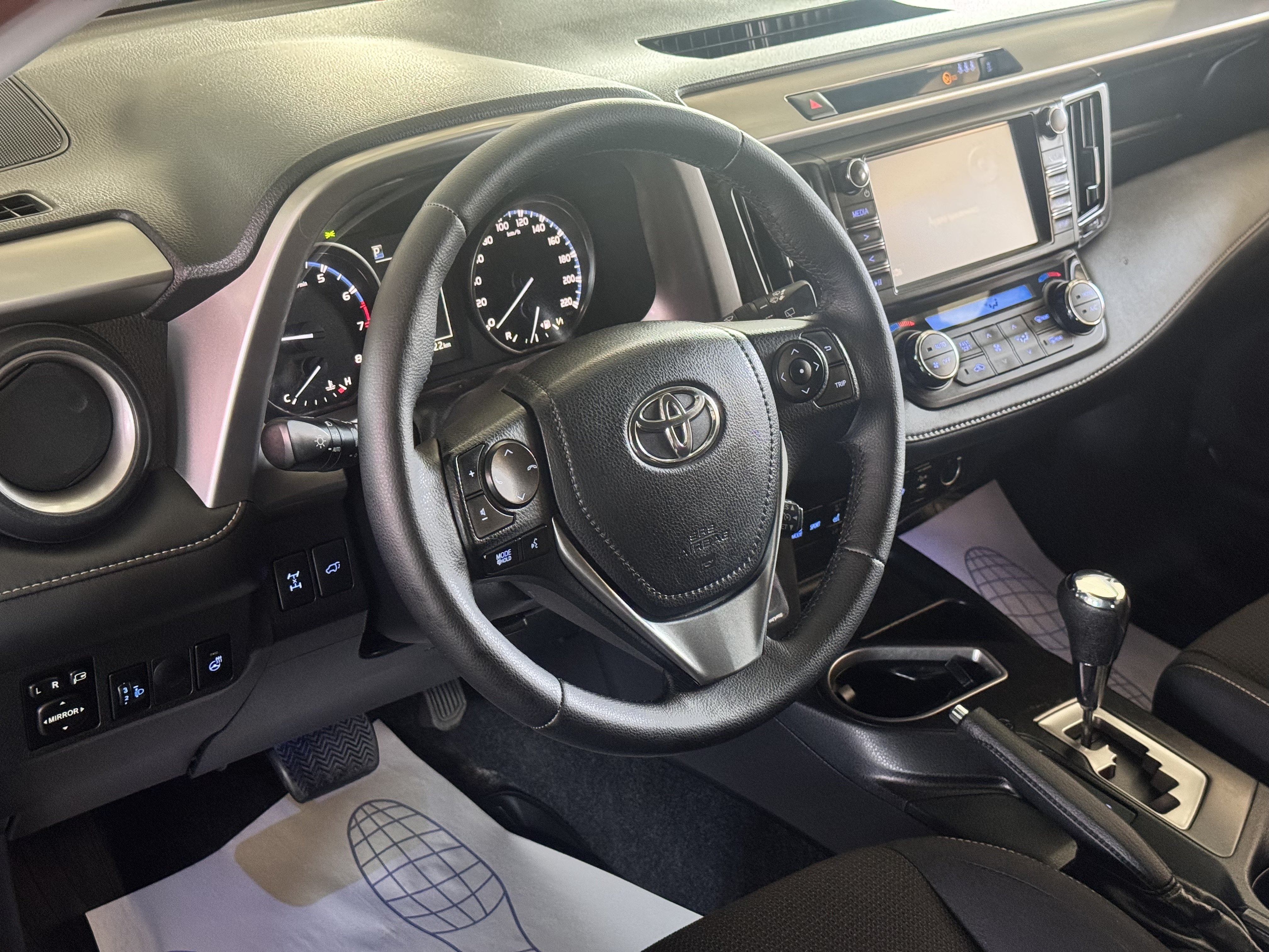 Toyota RAV4, 2017 года, фото 14