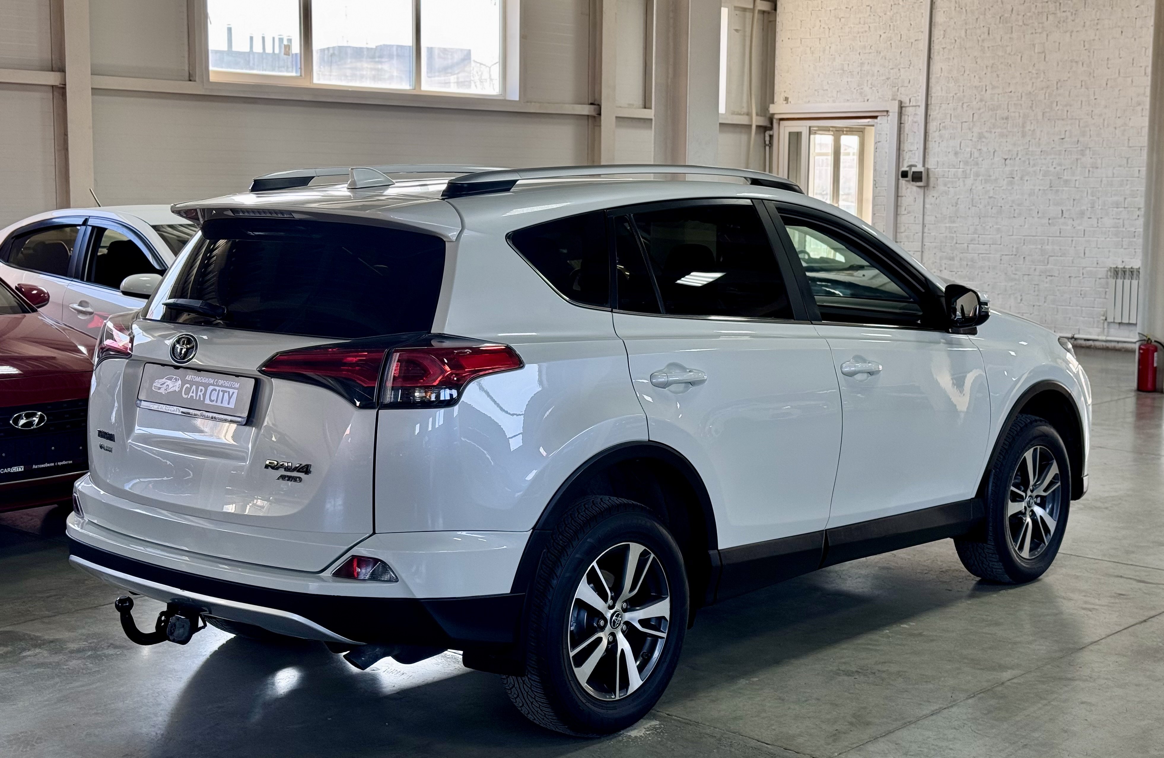 Toyota RAV4, 2017 года, фото 3