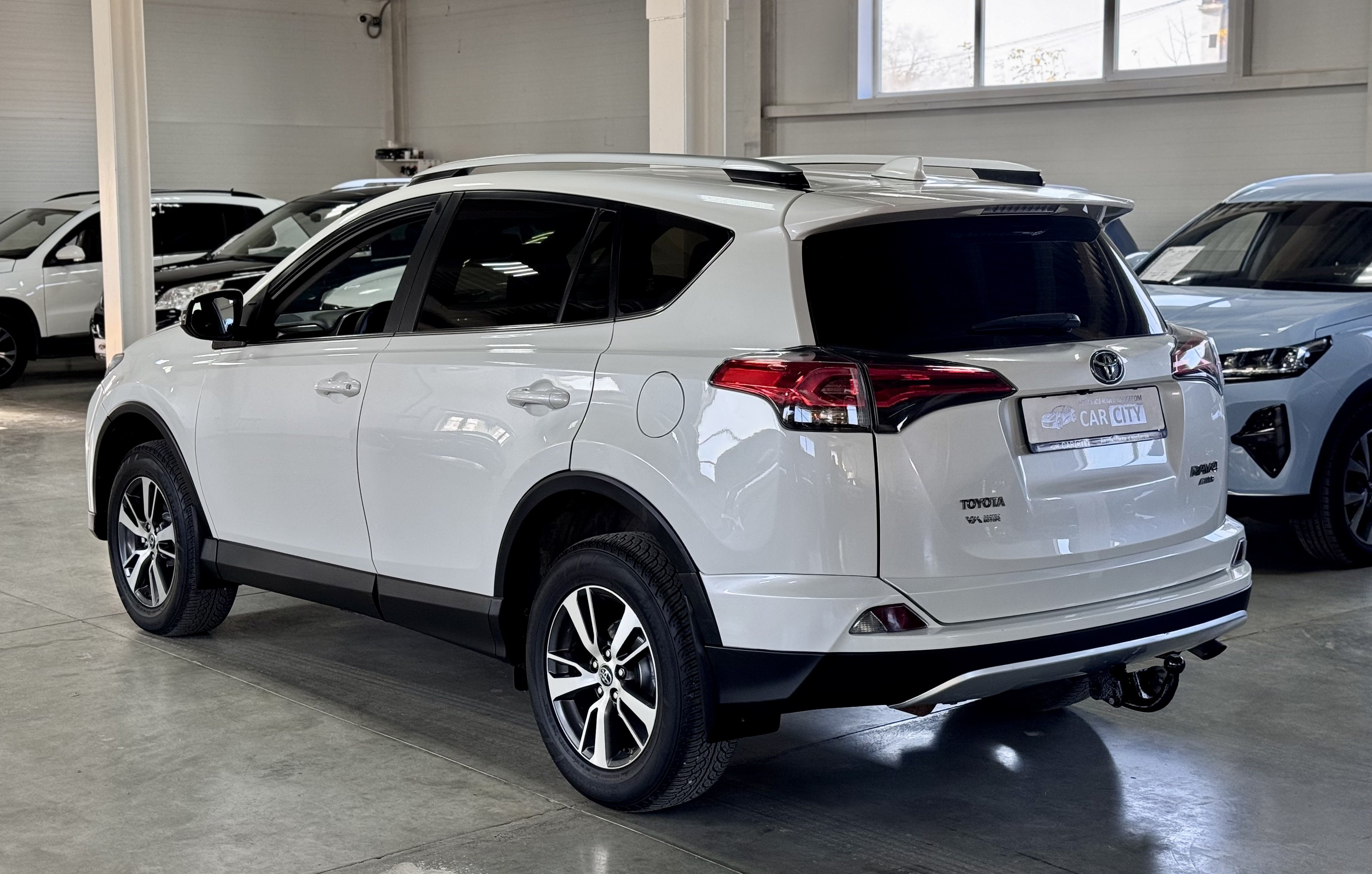 Toyota RAV4, 2017 года, фото 4